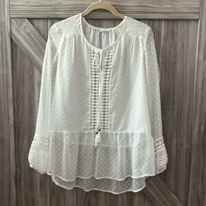 Daniel Rain, size small, white top